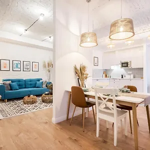 roomli-boho-chic-apartments.inbudapesthotels.com/