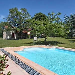  Holiday home Tissendie