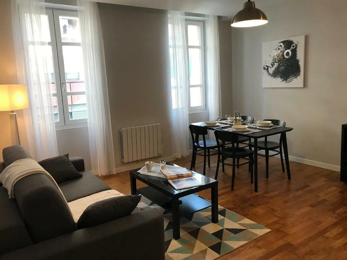 Premium Appart Albi Centre 0*,  France